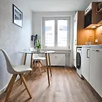 Inn-side *